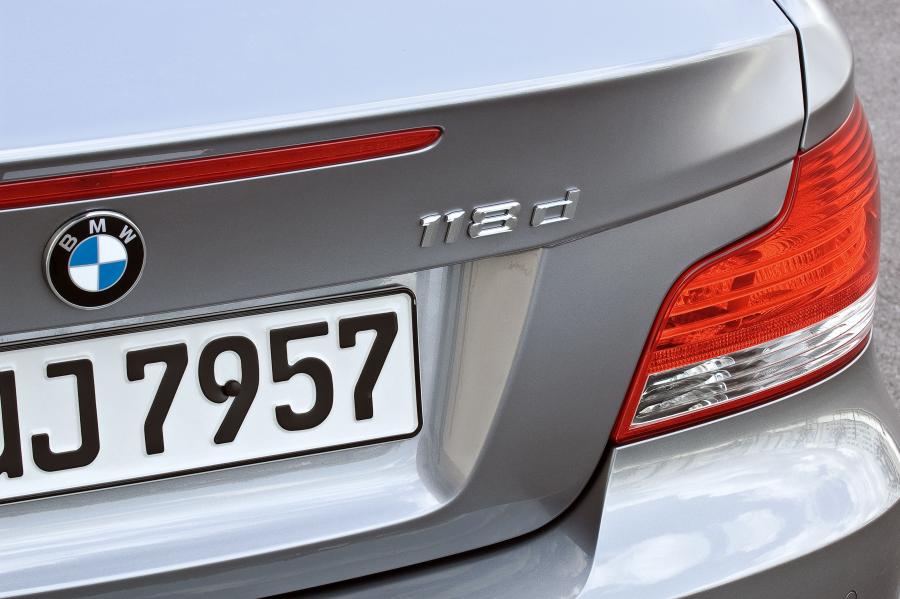Детали экстерьера BMW 118d Convertible (E88) 2008 года  (WW) (фото 10 из 15)